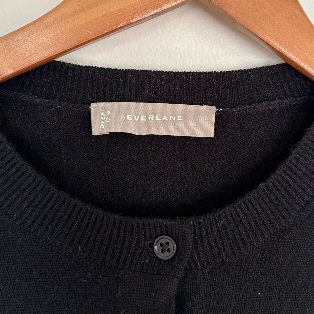 Everlane Cashmere Knit Button Up Cardigan Sweater Size Small 90s Y2K Preppy - Picture 2 of 8